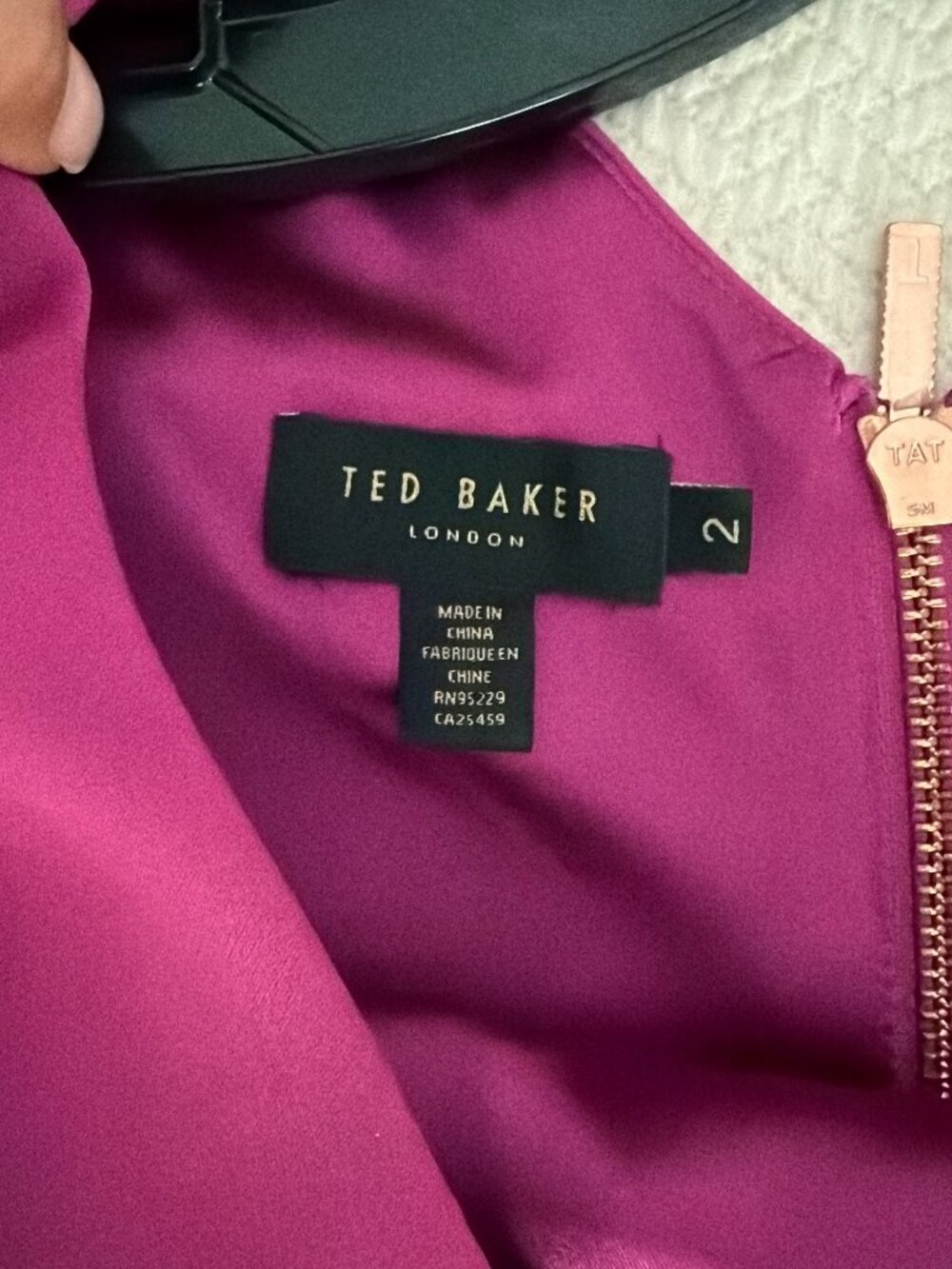 Ted Baker London Magenta/Fuchsia Fitted Dress – Size 2